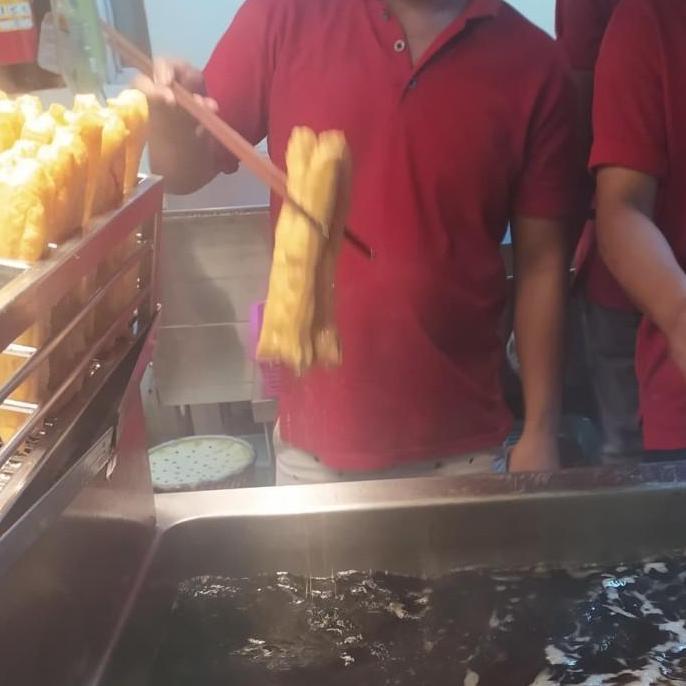 cakue asli Peneleh pasar atom