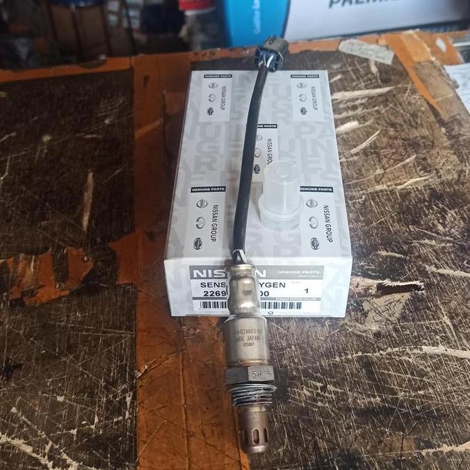 Sensor Oksigen Oxygen O2 Nissan Livina, Latio, Evalia