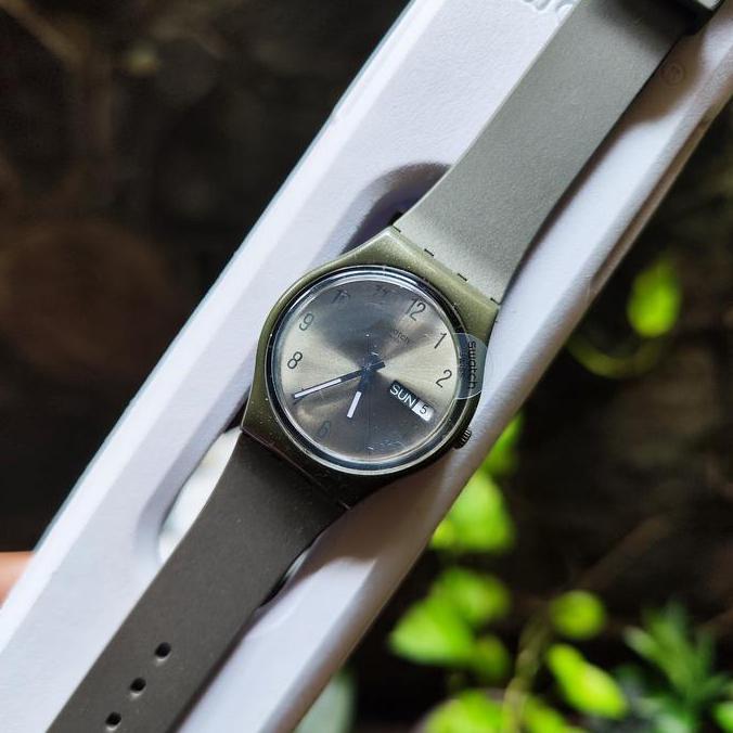 Swatch Jam Tangan Pria Strap Karet GG712 PEARLYGREEN Original