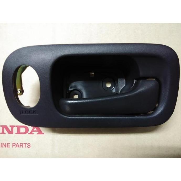 Handle Pintu Dalam Kanan Depan Honda CRV 2002-2004