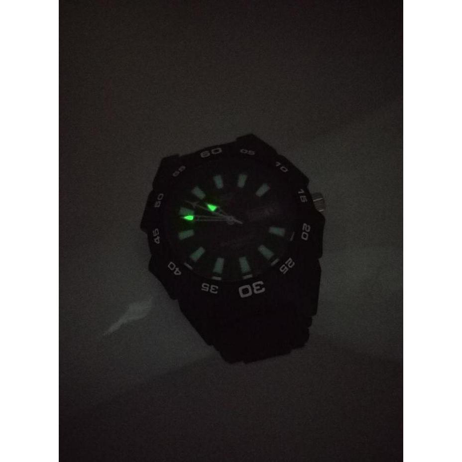 Q&Q QnQ QQ Analog Jam Tangan Pria Karet Hitam A170J001Y Original