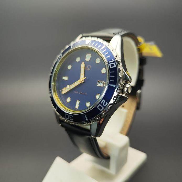 Ready Jam Tangan Pria Q&Q QnQ QQ Analog Strap Kulit Biru A172J322Y Original