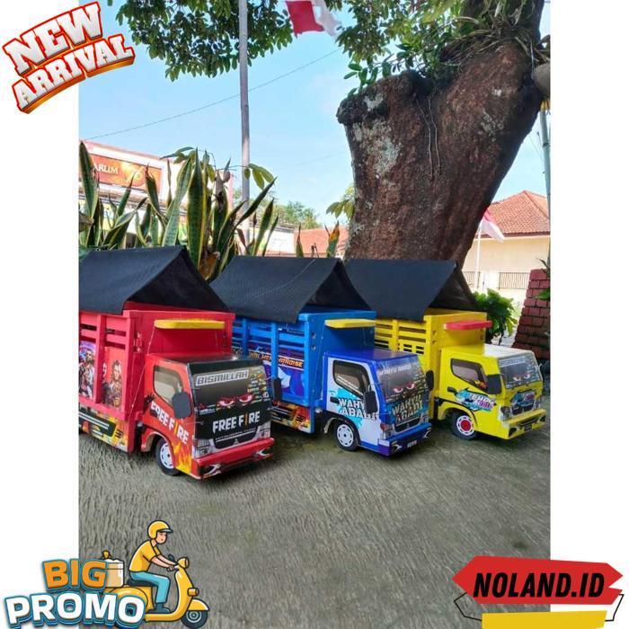 Truk Oleng Miniatur Wahyuabadi Kayu Asli Jumbo Besar Pintu Belakng Bisa Dibuka