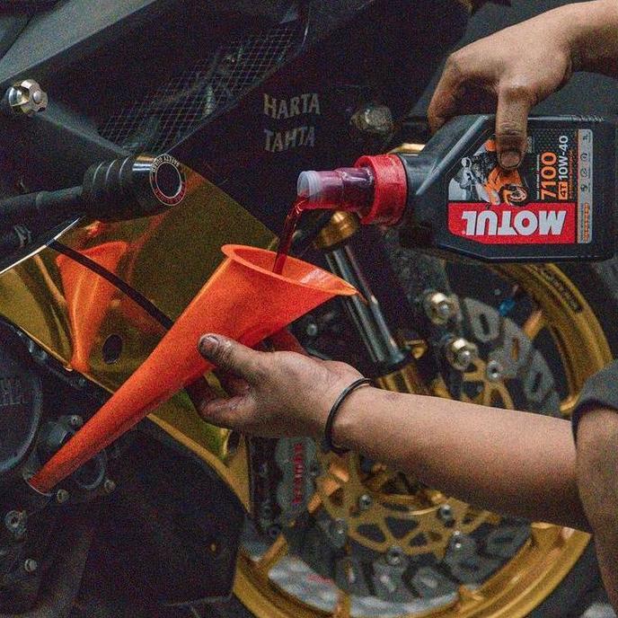 Oli Mesin Motor Motul 5100 7100 300v Racing 100% Full synthetic KAWASAKI HONDA YAMAHA R15 M15 XSR GS