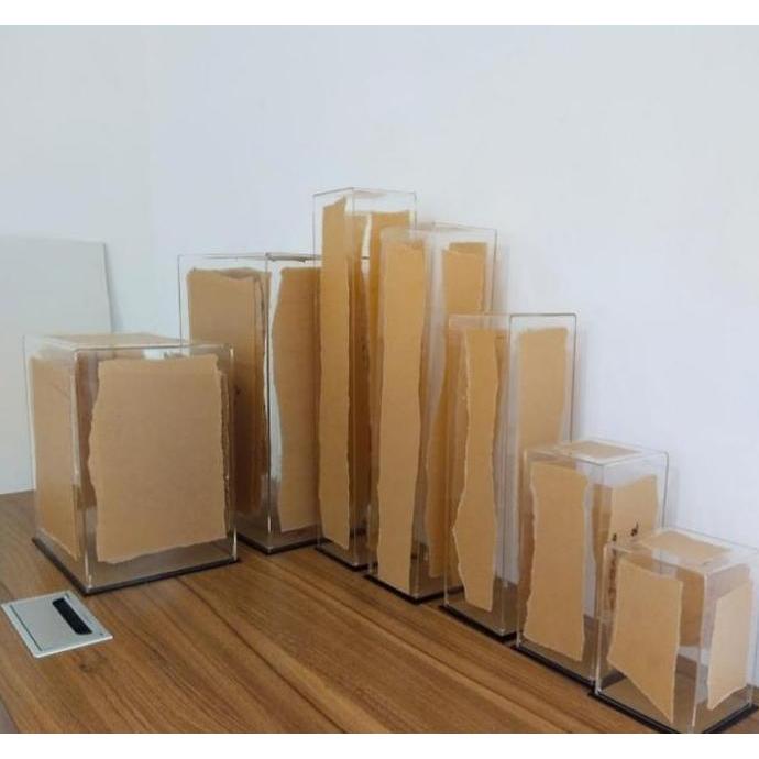 box figure//box display//display figure