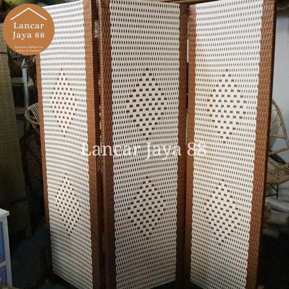 Sketsel Ruangan Rotan Sintetis Minimalis Terlaris Tinggi 170 Cm