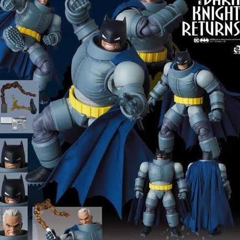 MAFEX No. 146 Batman: The Dark Knight Returns Armored Batman
