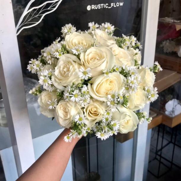 Free Ongkir Fresh Wedding Flowers Khusus Instant Surabaya Sekitarnya | Hand Bouquet Wedding Mawar As