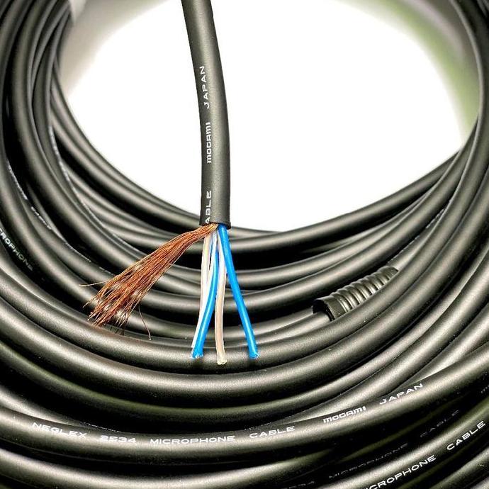 mogami 2534 quad audio cable