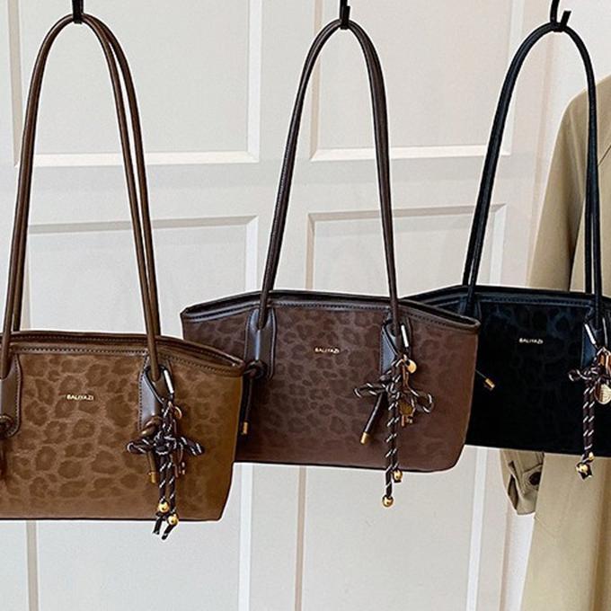 Tas Selempang Wanita Fashion Motif Macan Kosk Tas Selempang Wanita Fashion Motif Macan Kosk