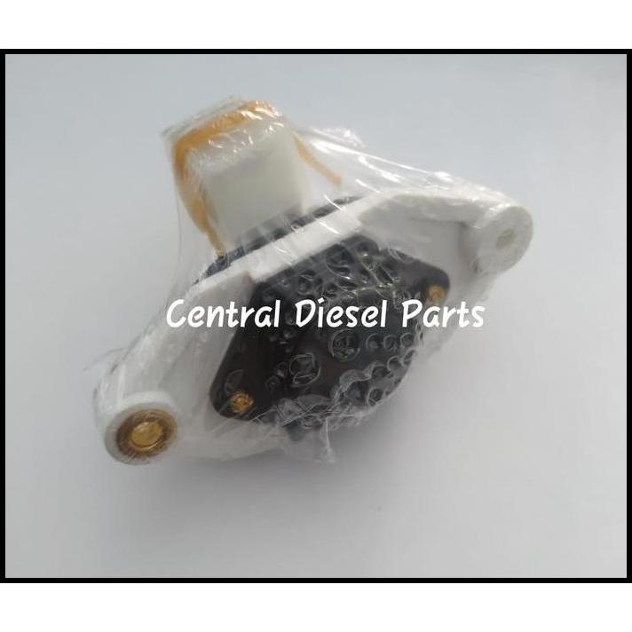 BEST DEAL IC REGULATOR ALTERNATOR MERCEDES TRUCK 917 OH 24V 