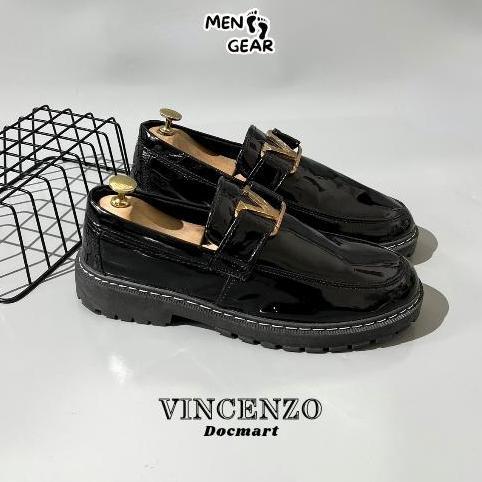MENFOOTGEAR Vincenzo  Sepatu Pria Original Sepatu Loafers Kerja Formal Cowok Docmart Hitam Fantofel 