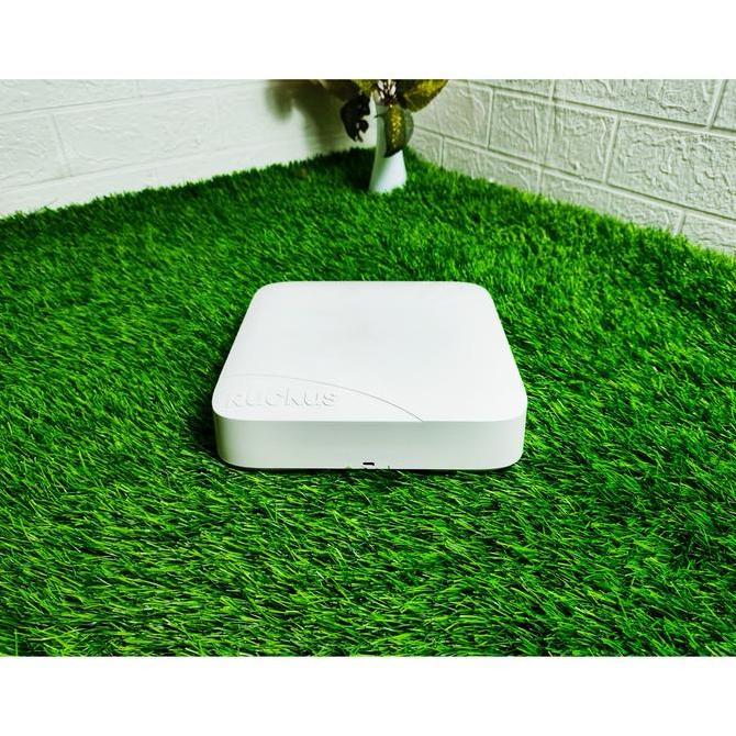 Ruckus ZoneFlex R700 Dual Band 802.11ac Indoor Access Point 802.3af PoE 3x3:3 MIMO