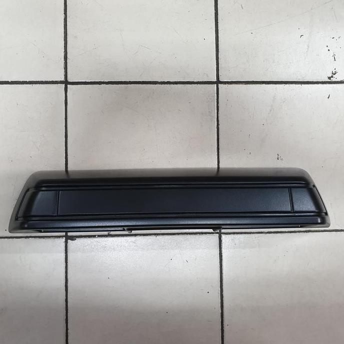 HARGA DISC - Cover Lampu Plat Nomor Mitsubishi Kuda