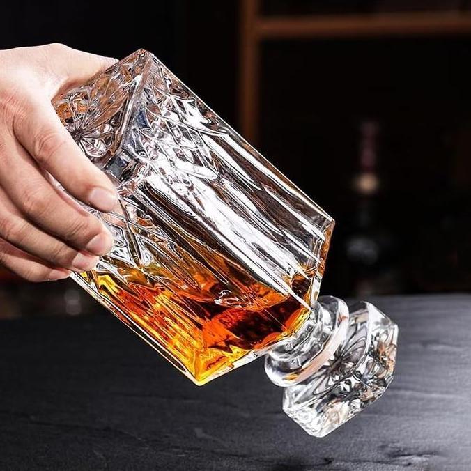 Whisky Decanter Glass Bottle Liquor Scotch Luxury 950ml
