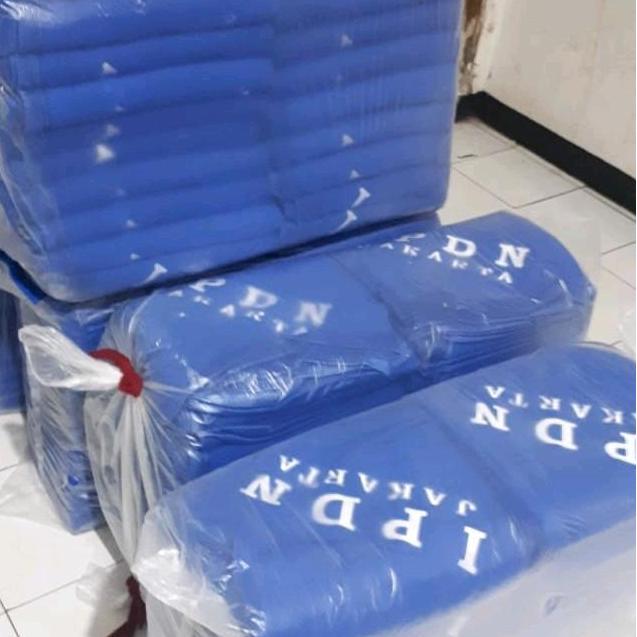 TERLARIS SELIMUT YATIS POLOS TEBAL