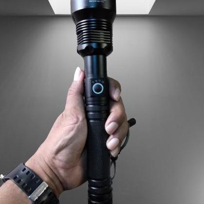 Tactical 5.11 Series 88000W Mx-P70.Senter Leed 90,000 Lumens
