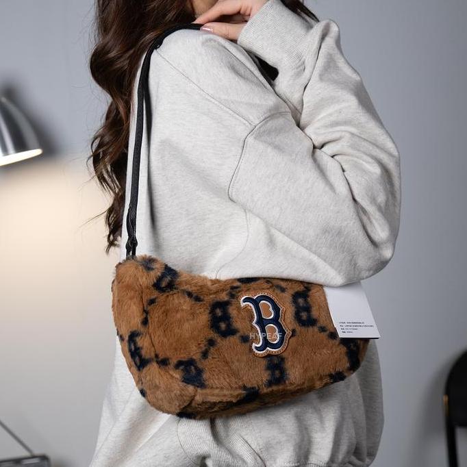 MLB Dia Monogram Fur Hobo Shoulder Bag Authentic / Tas Bahu MLB Original