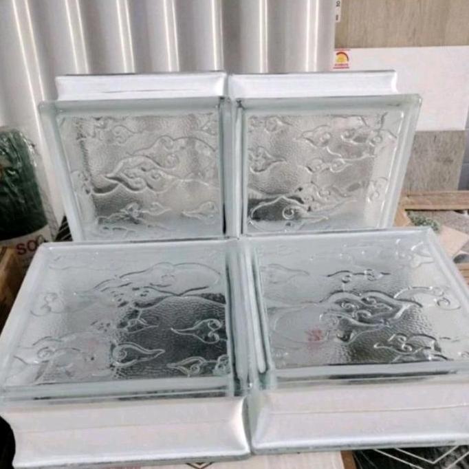 glass block batik mulia Mega mendung 20x20x10cm