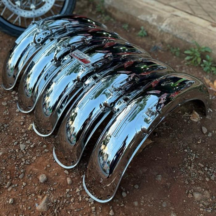 Spakbor Slebor Belakang Cb Pres Nganjuk Crom / Spakbor Slebor Belakang Cb125 Crom Pres Nganjuk Motor