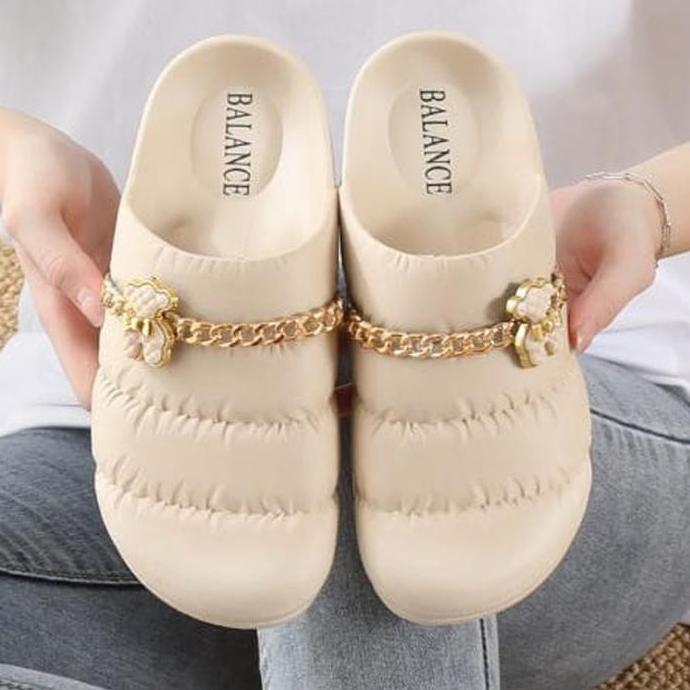 YUK CHECKOUT  Sandal Selop Wanita Import Korea Balance Slop Jelly Bapau Empuk Lucu YUK CHECKOUT 