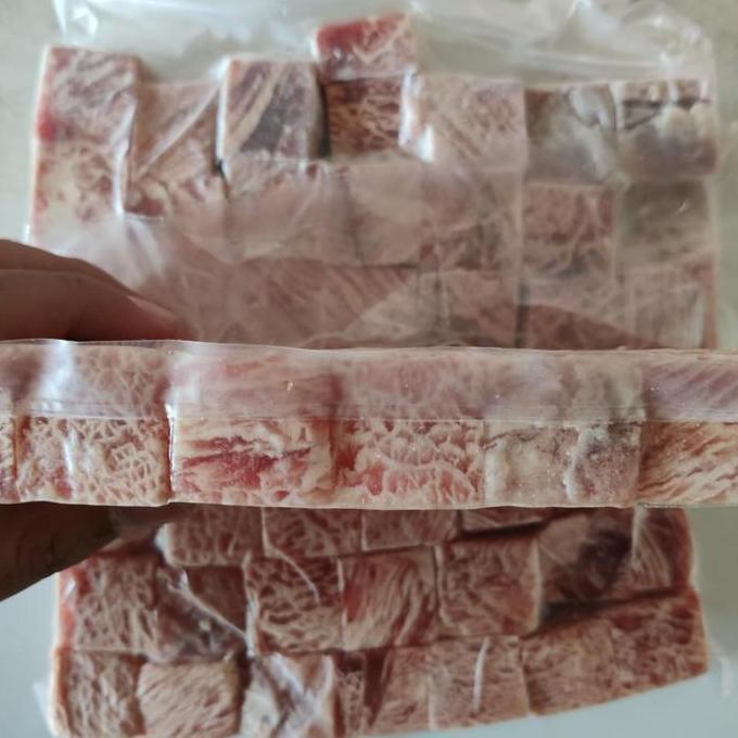 Carne- Saikoro Beef Wagyu Meltic Cube 250Gr Dagingqu Bandung