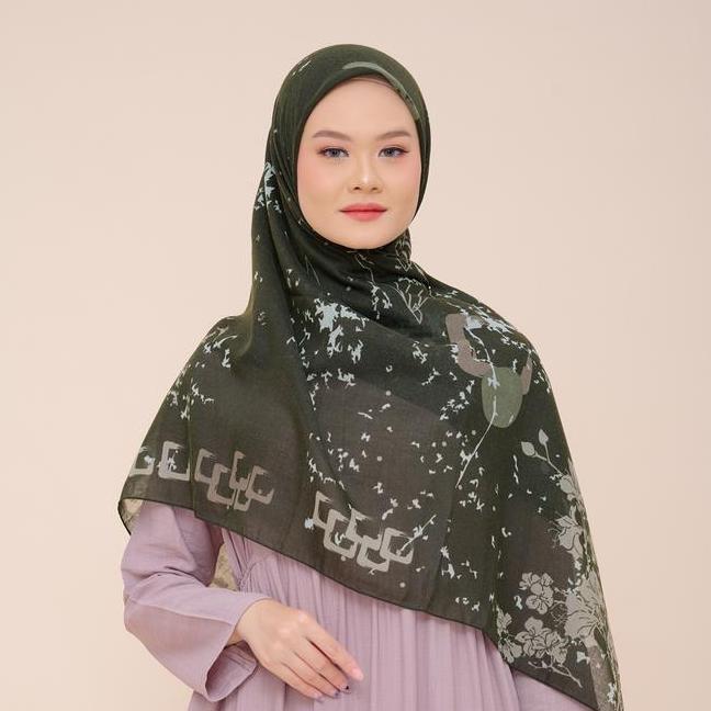 Zm Zaskia Mecca Hijab Syari Paola Ink Scarf Kerudung Segi Empat Ultra Sonic Halus
