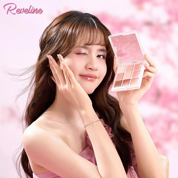 Auge- Reveline Eyeshadow Palette | Make Up Pallete Pink Blossom Peachy Brown Glitter Creamy
