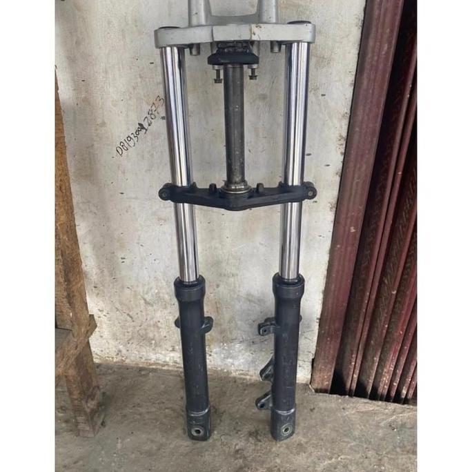 sok depan set Yamaha Vixion old kode 3c1 original lepasan motor seken (TERBAIK) (TERBARU) (TERMURAH)