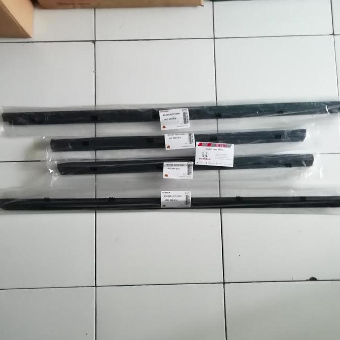 KARET PELIPIT KACA LUAR HONDA JAZZ GE PREMIUM