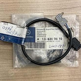 KABEL VACUUM KUNCI BAGASI W124 RESTOCK
