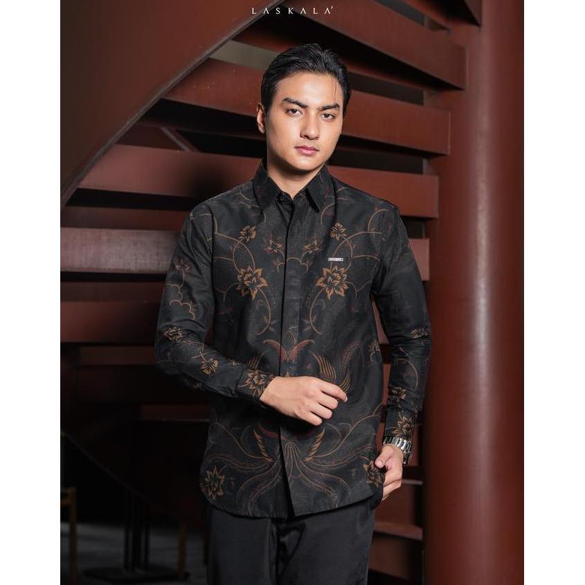 Laskala Batik Premium Haikal Kemeja Batik Pria Slimfit Lengan Panjang