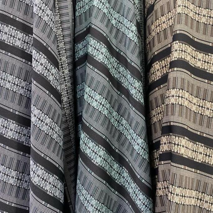 ( 0.5 M ) Kain Jet Black Motif - Tebal dan Jatuh => Bahan gamis - Bahan sarimbit