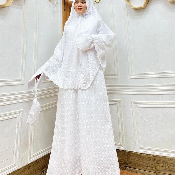 Gamis ihrom komplit haji/umbroh bahan katun paris full bordir + topi hari bundar dan topi gaji pet M