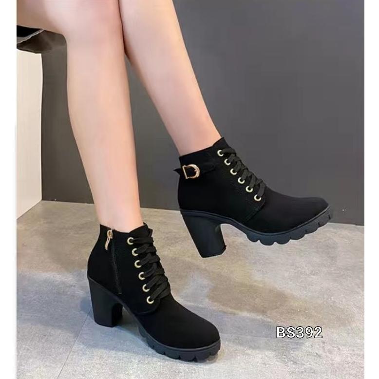 NEW AMIINA BOOTS HIGH HEELS PLATFORM STYLE KOREA BS392