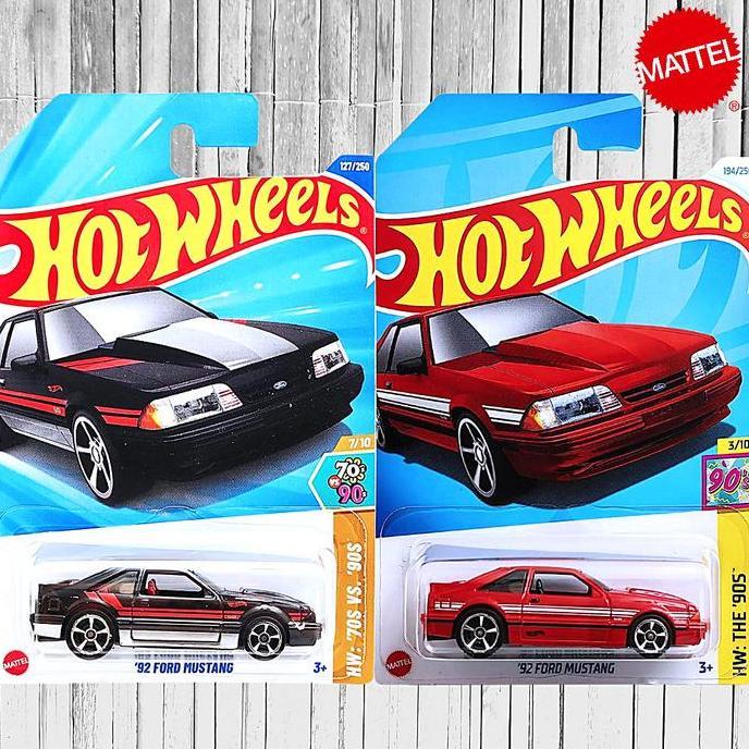 Hot Wheels 92 Ford Mustang Merah Ban Mobil Plastik New