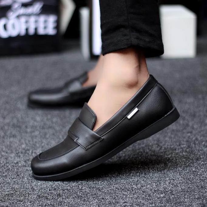 WALKER KEVIN Sepatu Casual Formal Pria SepatuPansus Slip On Cowok Pria Terbaru 2022 Sepatu Pantofel 