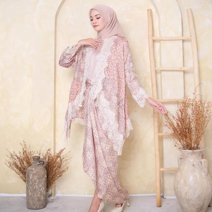 Yasmine Outer Batik Viscose Set (Outer & Rok Lilit)