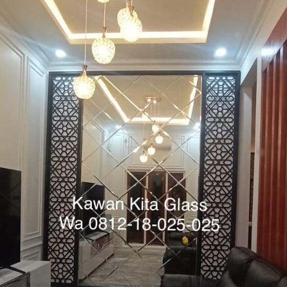 Kaca cermin bevel dekorasi