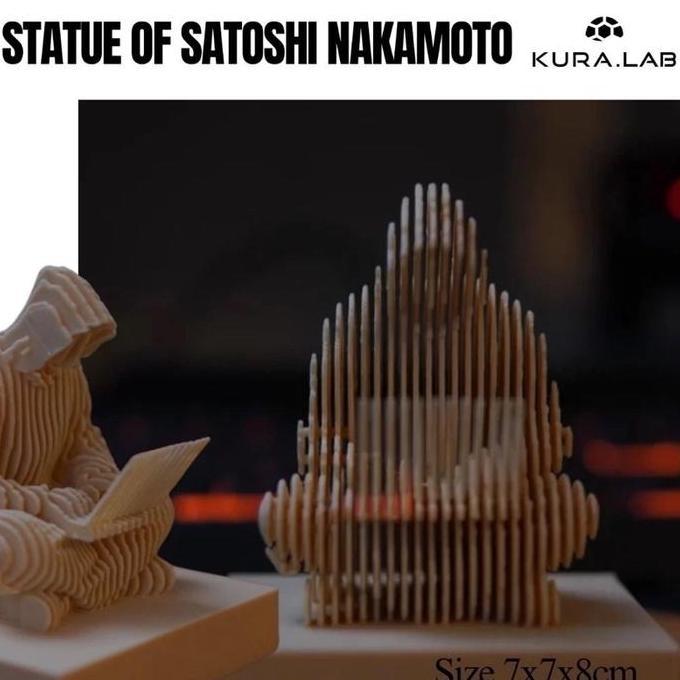 pradipta.riyadi - patung 3d statue of satoshi nakamoto, miniatur dekorasi meja komputer | kura.lab