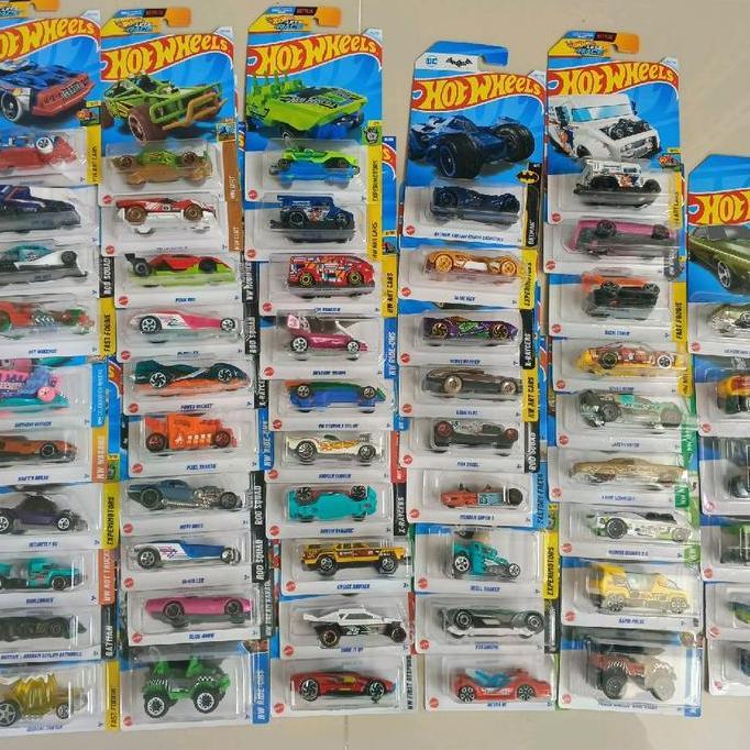 akbaralmah - Hot Wheels 1Dus(72pcs) fantasy//tiap item tidak ada yang sama