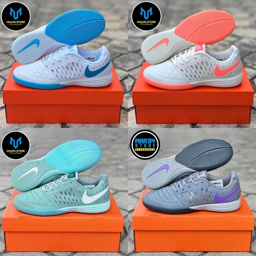 Cuci Gudang Sepatu Futsal Nike Lunargato