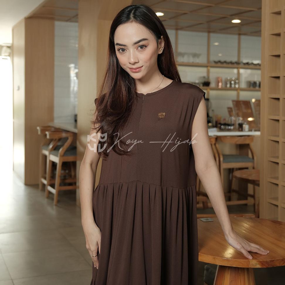 Awet Koyuhijab Kavia Dress/Iner Midi Dress Tanpa Lengan
