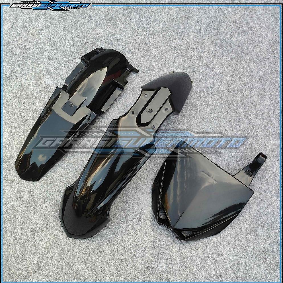 Set spakbor depan yz 85 new dan papan nomor yz 85 new plus spakbor belakang yz 85 new body set yz 85