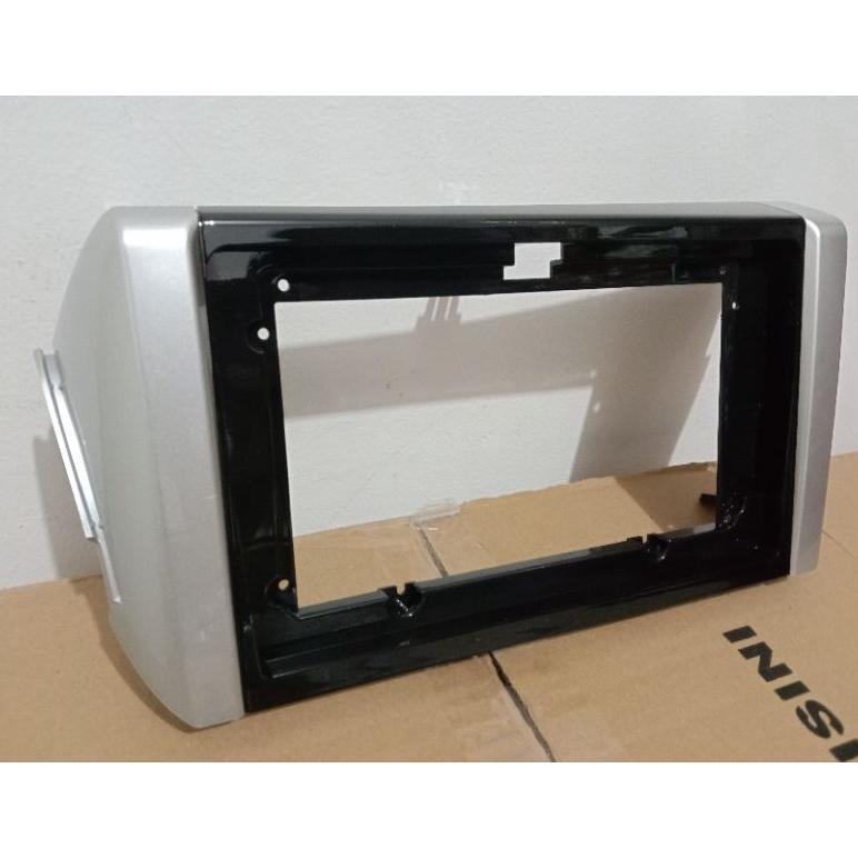 Frame Head Unit Android INNOVA Reborn 9 & 10 inch