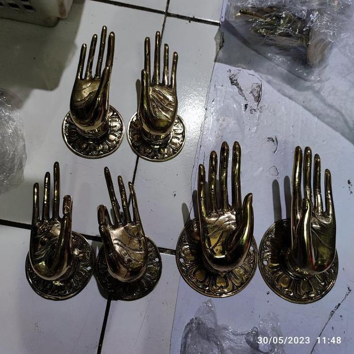 hook hanger hand gold
