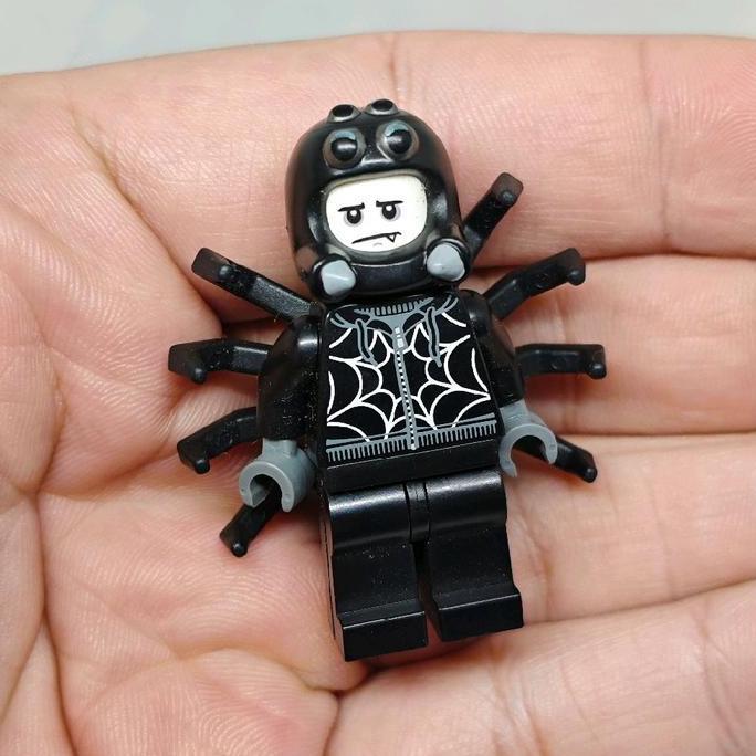 MINI FIGURE LEGO COLLECTIBLE SERIES 12 SPIDER SUIT GUY MINIFIG ORIGINAL BRICK FG75