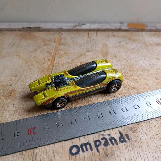 HOT WHEELS DIECAST SPLITTIN IMAGE CS99