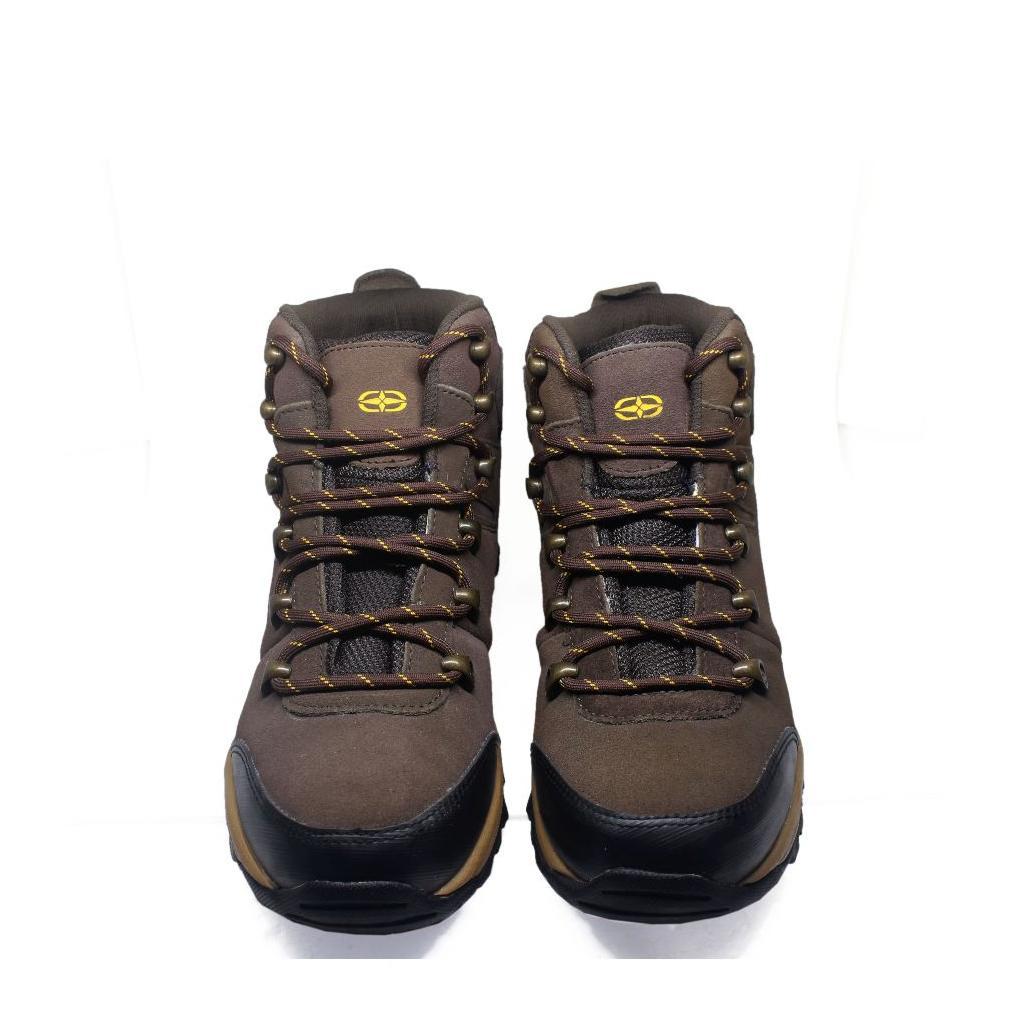 CUCI GUDANG SEPATU GUNUNG PHYTON COTREK ADVENTURE