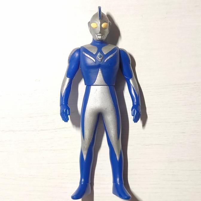 UHS ULTRAMAN COSMOS LUNA MODE SPARK DOLL ACTION FIGURE 14 CM BANDAI OC99